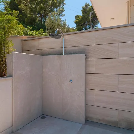 1 Bedroom In Appartamento Selca (Brac)